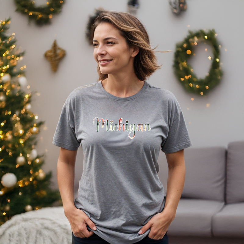 "Wrapped Up In Michigan"Relaxed Fit Crew Unisex T-Shirt