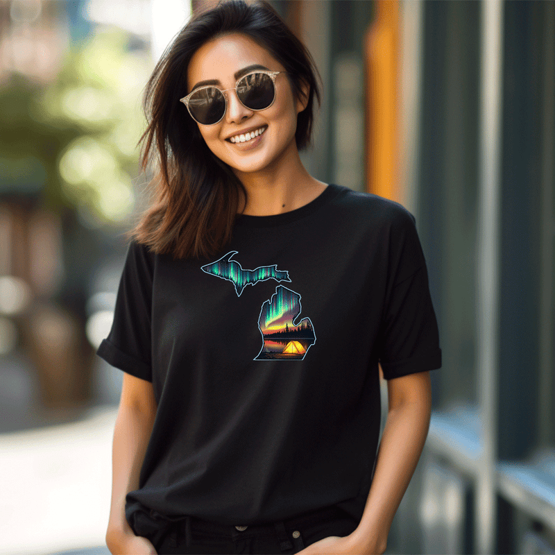 "Northern Lights Camping"Relaxed Fit Crew Unisex T-Shirt