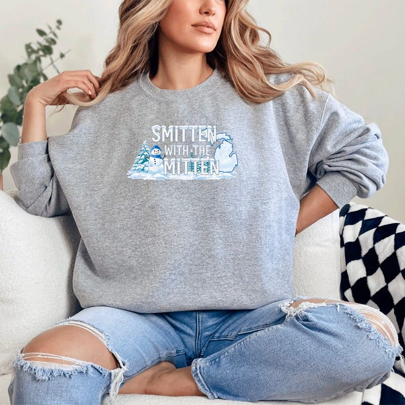 "Winter In The Mitten"Relaxed Fit Classic Crew Unisex Sweatshirt