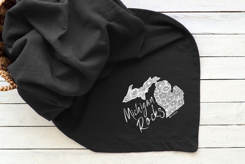"Michigan Rocks Petoskey Stone"Fleece Stadium Blanket