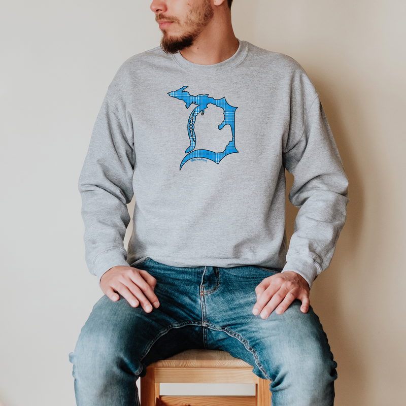 "Plaid Football In The D"Men's Long Sleeve T-Shirt