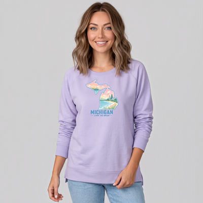 "Livin'the Dream"Women's Pullover Crew