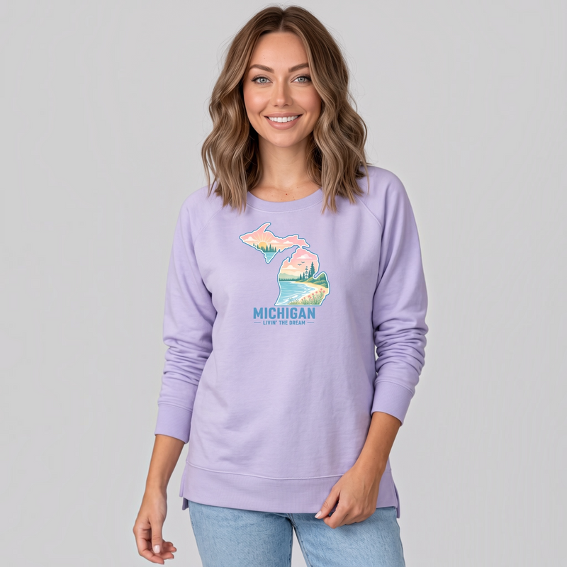 "Livin'the Dream"Women's Pullover Crew