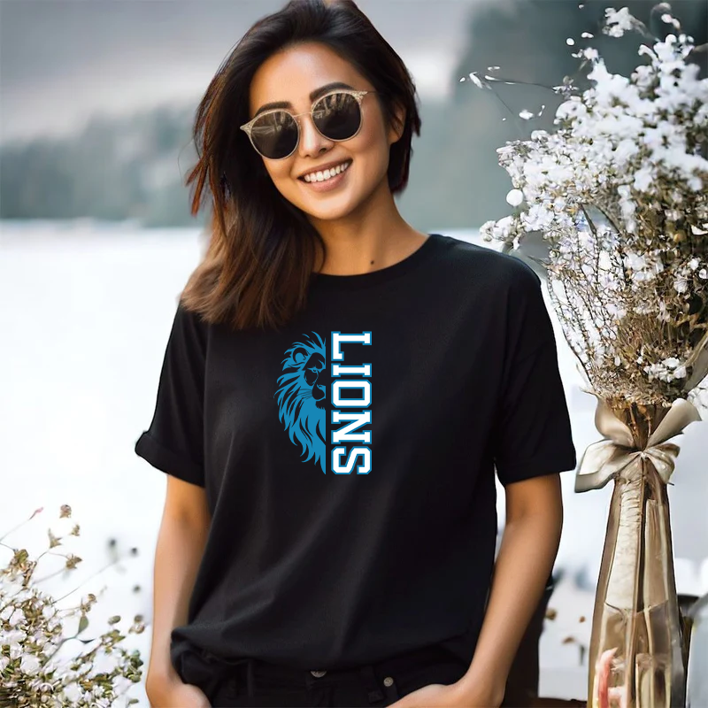 "Lion Fan"Relaxed Fit Crew Unisex T-Shirt