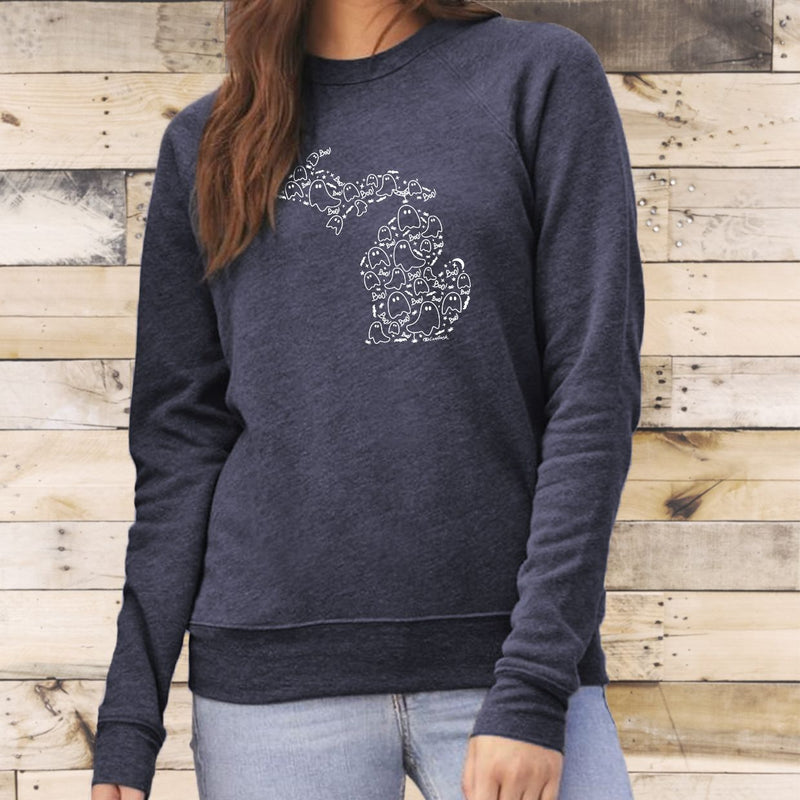 "Spooky Night"Relaxed Fit Angel Fleece Pullover Unisex Crew