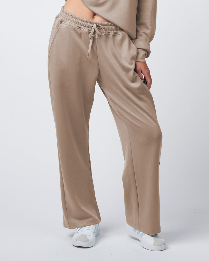 Women's Wide Leg Elastic Waisted Pant