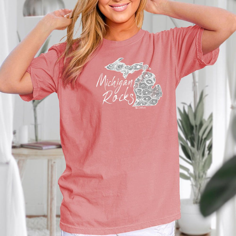 "Michigan Rocks Petoskey Stone"Relaxed Fit Stonewashed Unisex T-Shirt