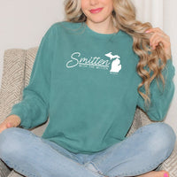 "Smitten With The Mitten"Relaxed Fit Stonewashed Crew Sweatshirt