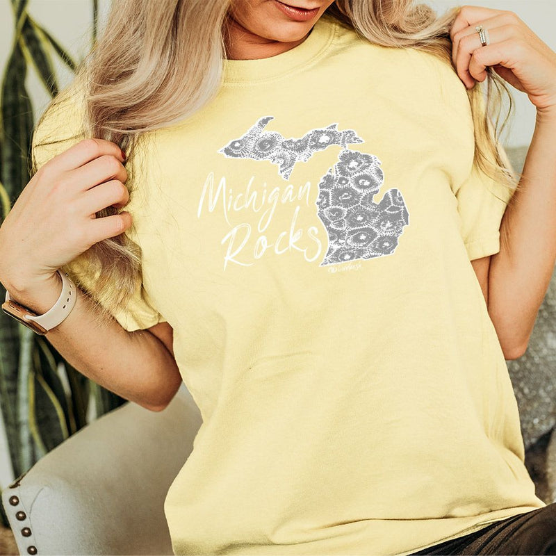 "Michigan Rocks Petoskey Stone"Relaxed Fit Stonewashed Unisex T-Shirt